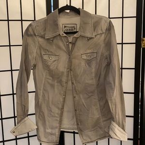 Guess button down top